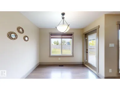 4826 171A AV NW photo 8