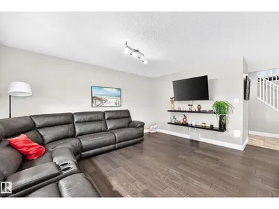 17803 89 ST NW photo 4