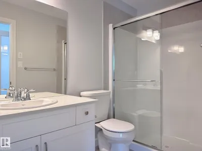 18832 28 AV NW photo 17