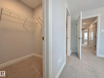 18832 28 AV NW photo 18