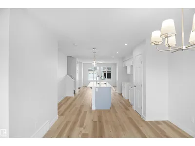20835 16 AV NW photo 13