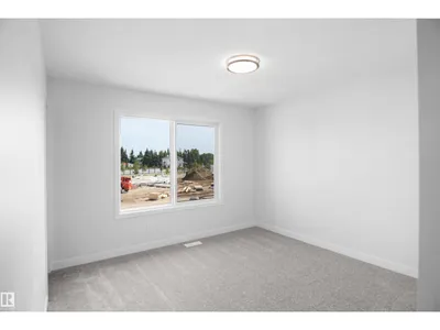 20835 16 AV NW photo 18