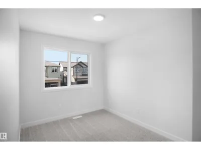 20835 16 AV NW photo 25
