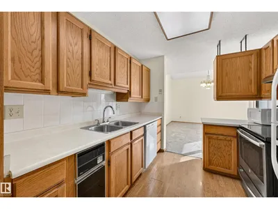 #23 500 LESSARD DR NW photo 29