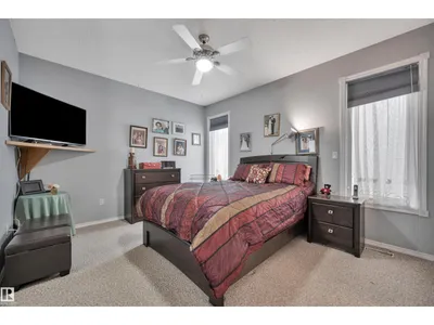 14932 136 ST NW photo 23