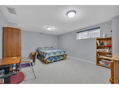 14932 136 ST NW photo 38