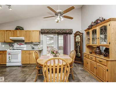 2840 151A AV NW photo 4