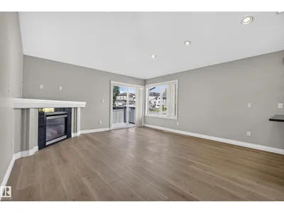 15216 49 ST NW photo 18