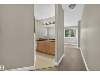 15216 49 ST NW photo 20