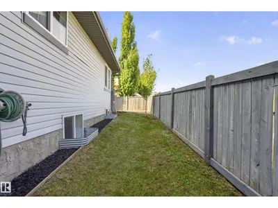 15216 49 ST NW photo 51