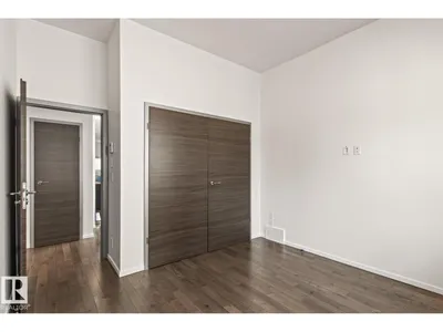 7548 110 AV NW photo 42