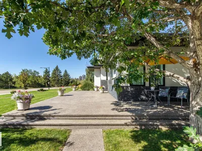 7548 110 AV NW photo 55