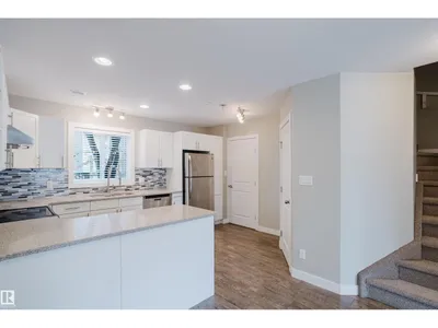 12504-12510 119 AV NW photo 11