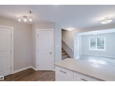 12504-12510 119 AV NW photo 15