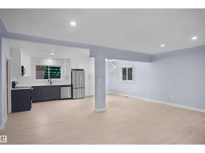 7501 95 AV NW photo 11