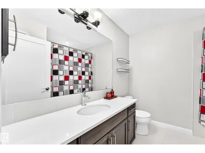 5718 175A AV NW photo 25
