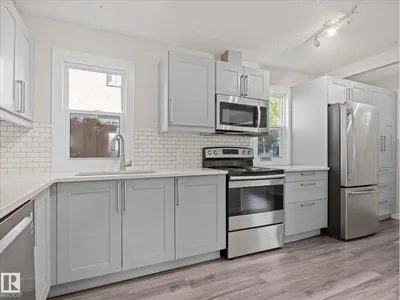12018 126 St NW NW photo 10