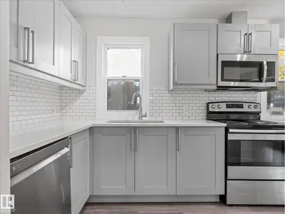 12018 126 St NW NW photo 13