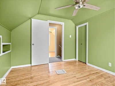 12018 126 St NW NW photo 22