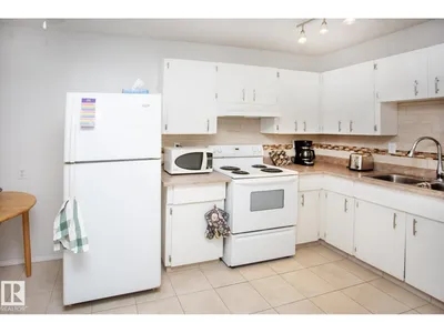 #407 9810 178 ST NW photo 10