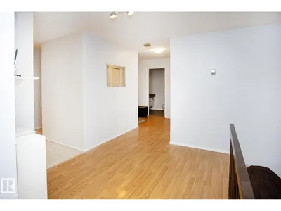 #407 9810 178 ST NW photo 11