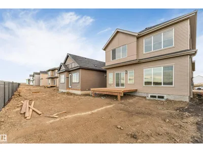 517 Ashgrove CI photo 39