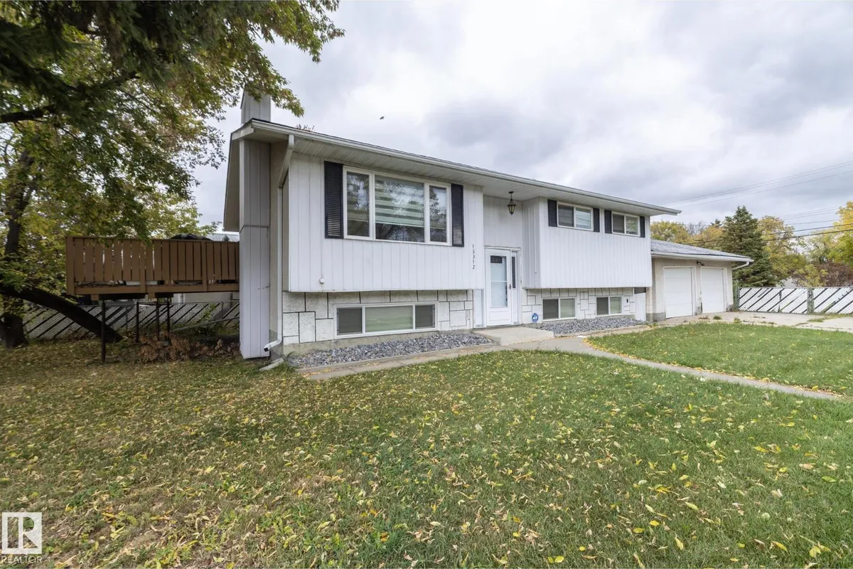 15312 109 AV NW exterior