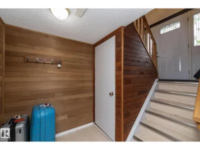 15312 109 AV NW photo 29
