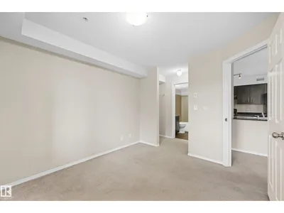 #215 11804 22 AV SW photo 18