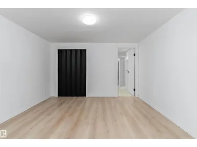 23 GILLINGHAM CR photo 21