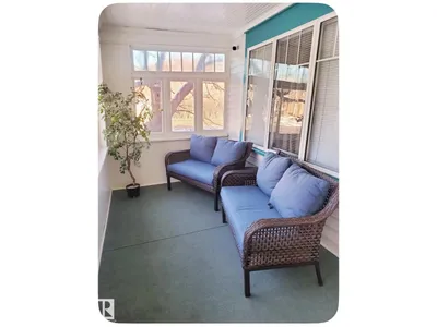 10649 125 ST NW photo 4