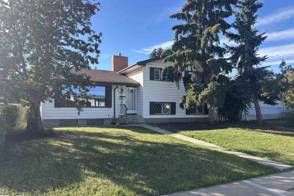 13524 92 st NW NW exterior