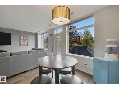 #125 5151 Windermere BV SW SW photo 10