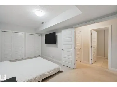 #125 5151 Windermere BV SW SW photo 24