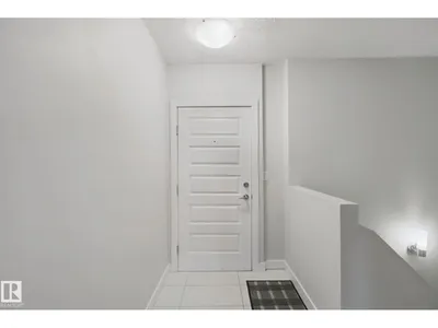 #125 5151 Windermere BV SW SW photo 28