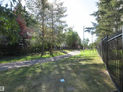 #705 10909 103 AV NW photo 64