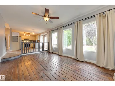 4810 42 ST photo 14