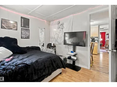 12707 73 ST NW photo 11