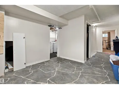 12707 73 ST NW photo 14