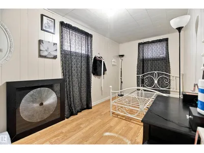 12707 73 ST NW photo 17