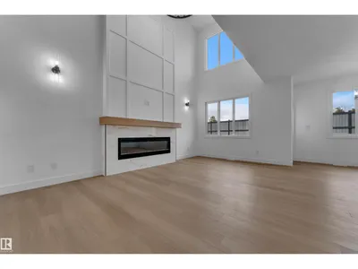 292 Munn Way photo 13