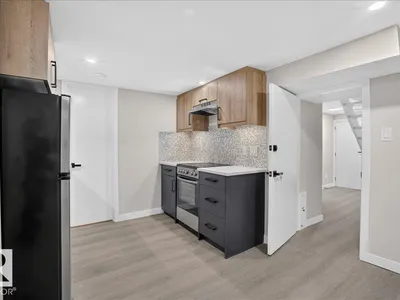 11645 90 ST NW photo 26