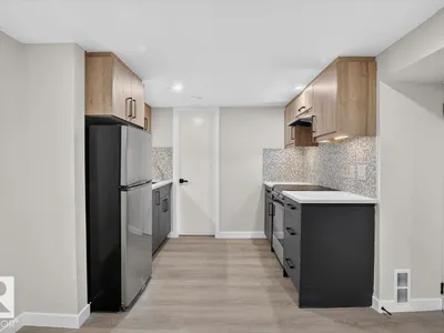 11645 90 ST NW photo 28