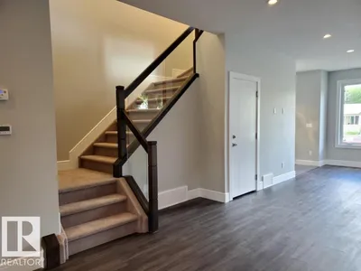 9311 66 AV NW photo 10