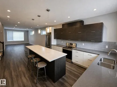 9311 66 AV NW photo 14