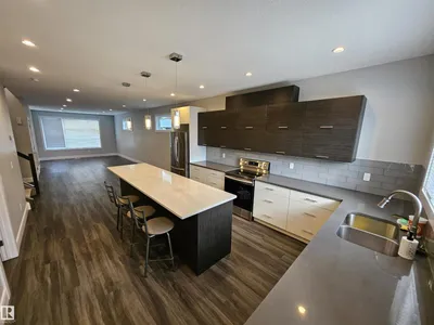9311 66 AV NW photo 16
