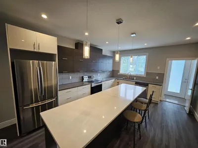 9311 66 AV NW photo 19