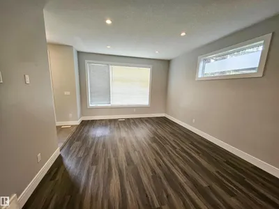 9311 66 AV NW photo 8