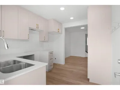 #81 3705 141 ST SW photo 10
