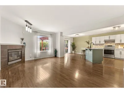 728 173 ST SW photo 5